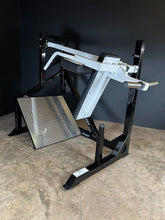 Pendulum Squat